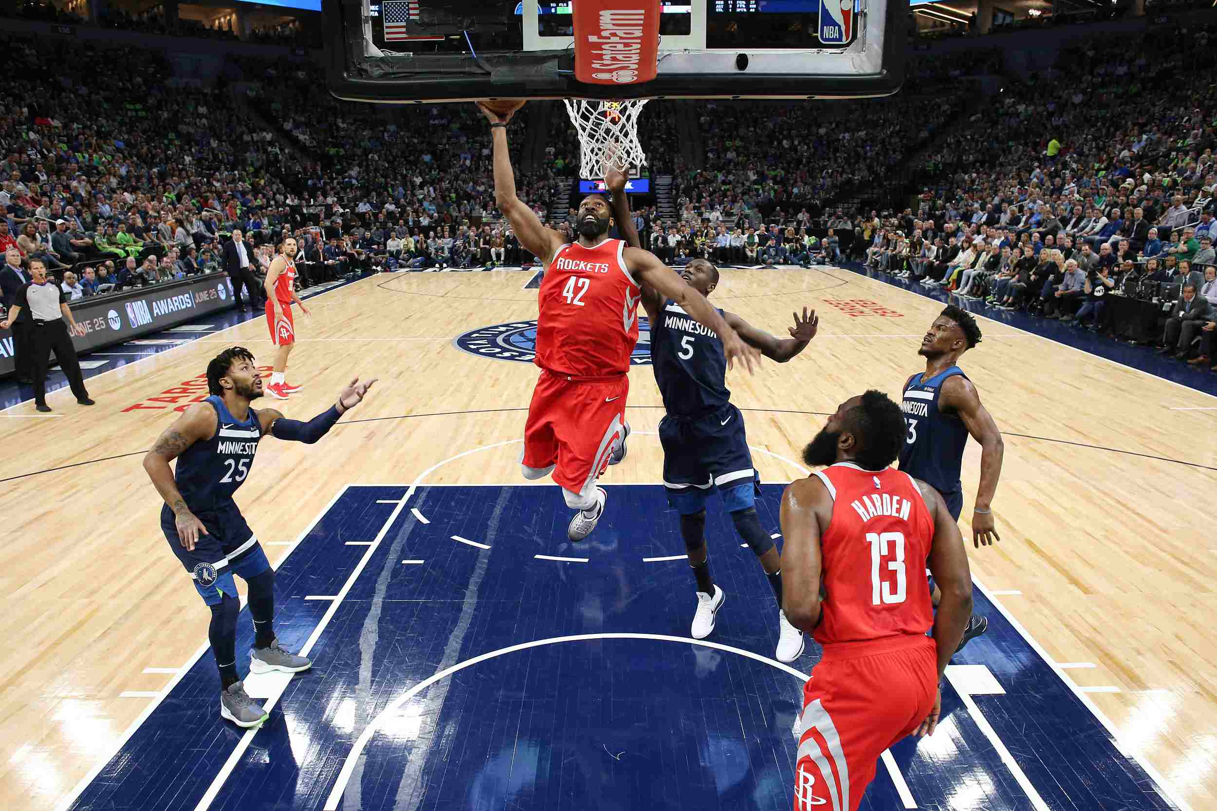 不禁让人联 不禁让人联