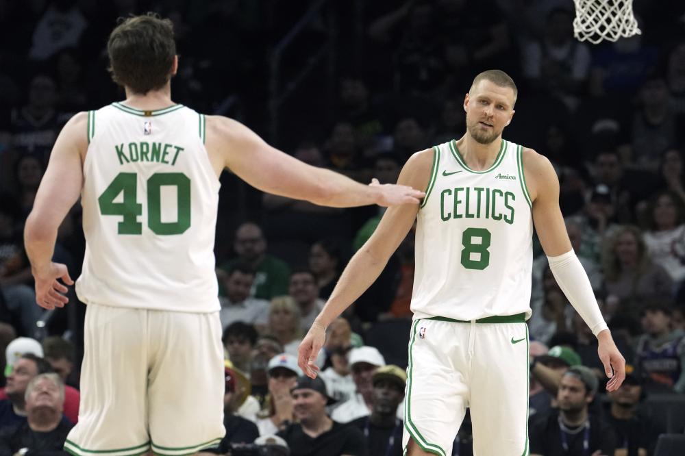 且由与球队 且由与球队